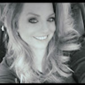 Meet your Posher, Carrie